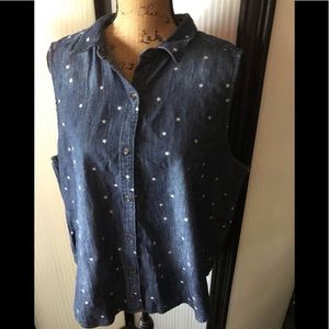 NWT Universal Thread sleeveless denim shirt.